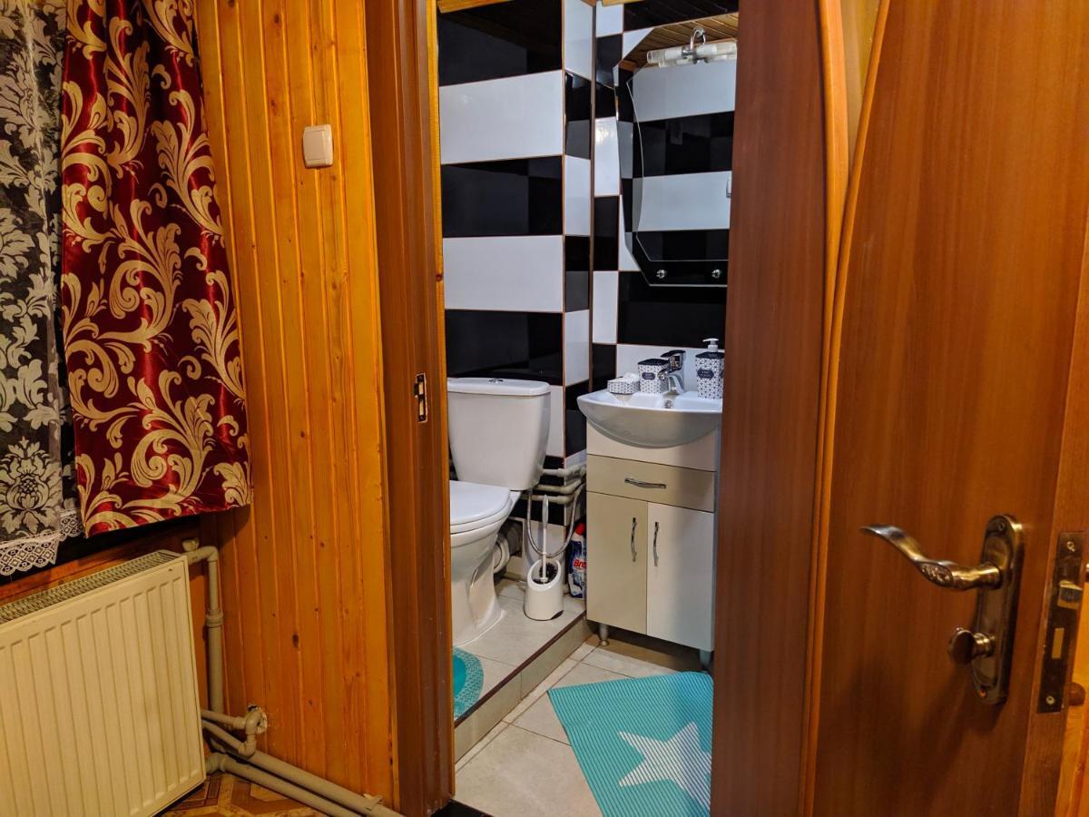 У Оксани Guest House Kvasy Bagian luar foto